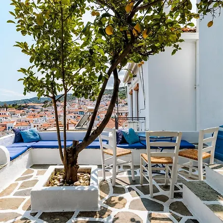 The Lemon Tree House Holiday home *